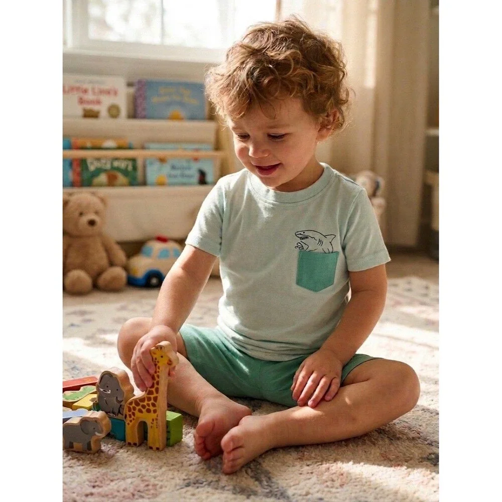 Kirkland Signature Boys 2T Pajamas 2pc Set Shark Pocket Snug Fit NWT